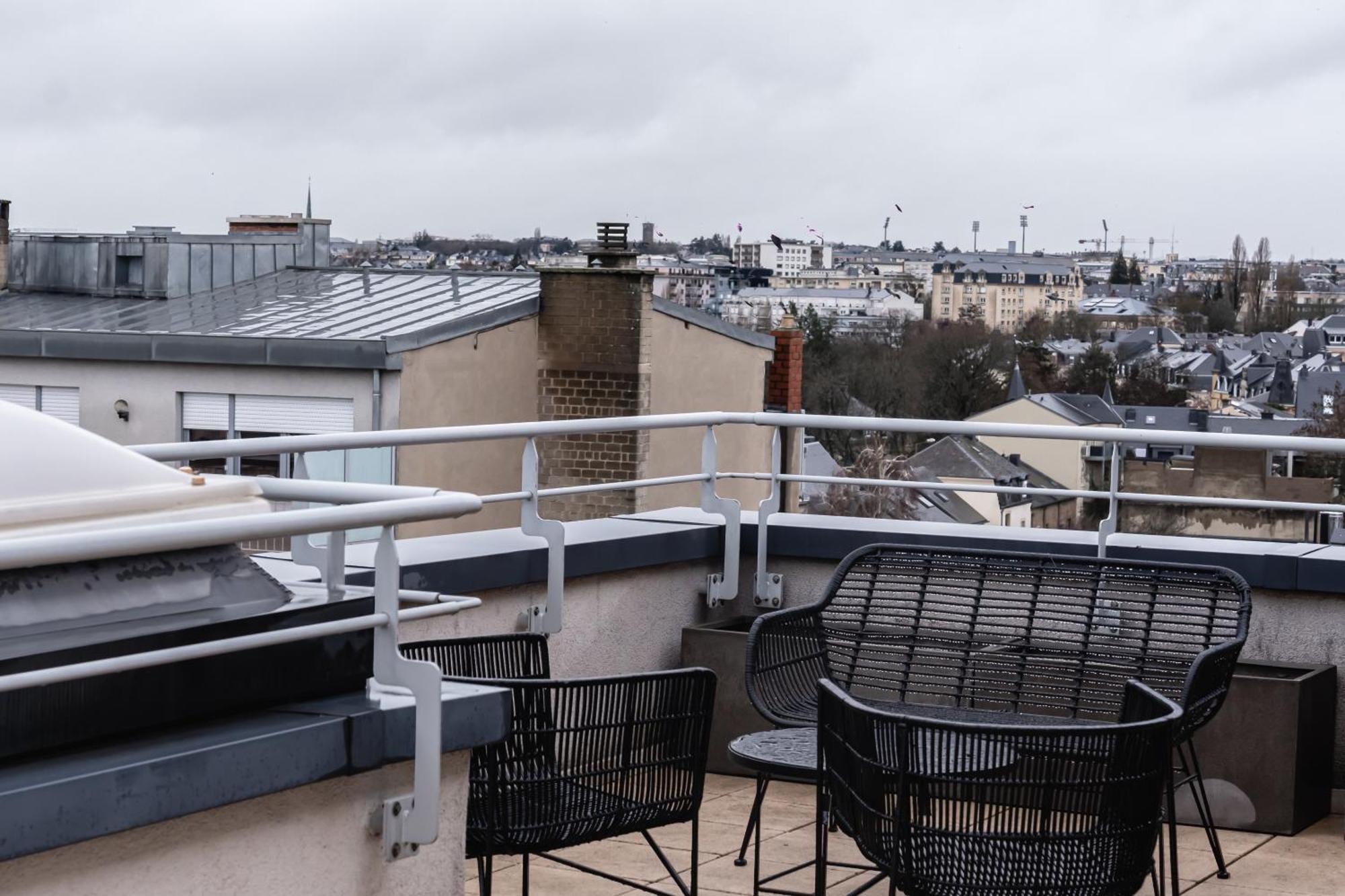 Ferienwohnung Lux Penthouse - Office, Terrace, Gym & Parking Luxemburg Exterior foto